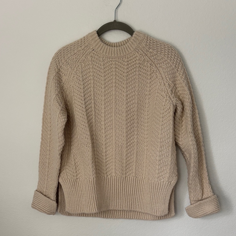 H&M Women's Beige Fisherman’s knit wool blend pull over Sweater